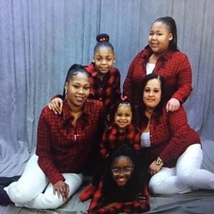 Meet your Posher, Sheena